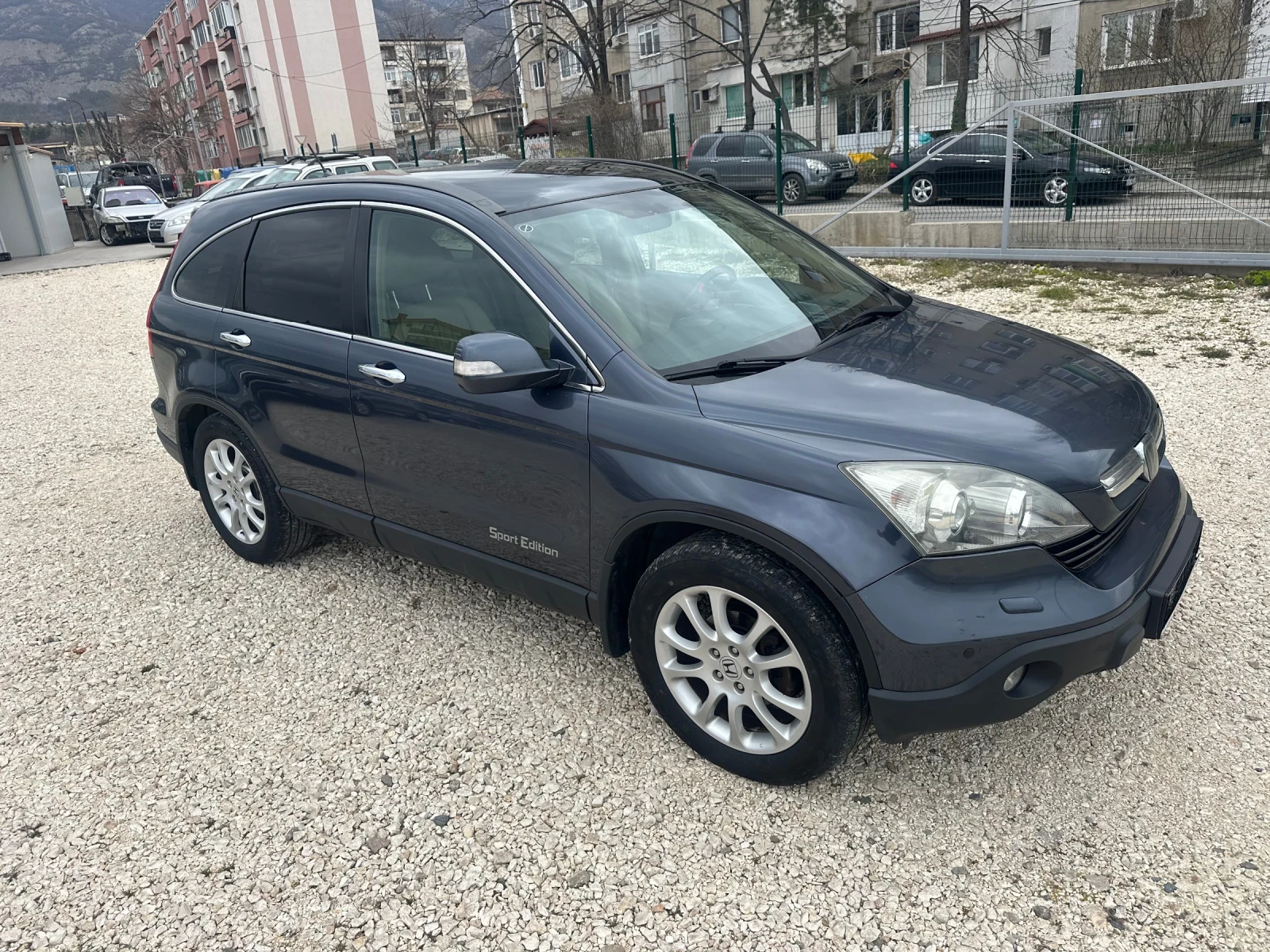 Honda Cr-v 2.0VTEC//EXECUTIVE//AVTOMAT//DISTRONIC//FULL, снимка 7 - Автомобили и джипове - 53894471