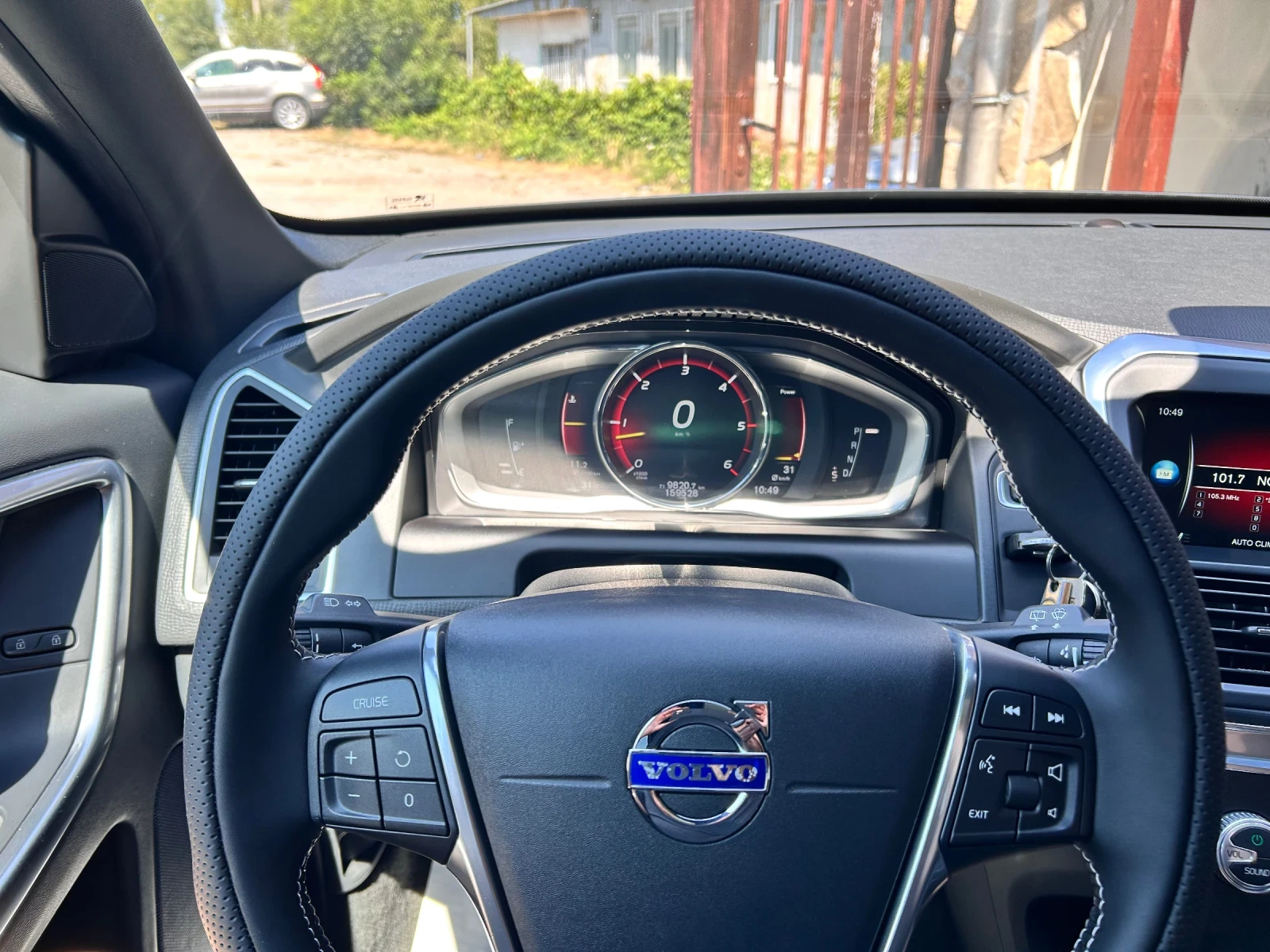 Volvo XC60 2.4 d R-design AWD, снимка 12 - Автомобили и джипове - 55569141