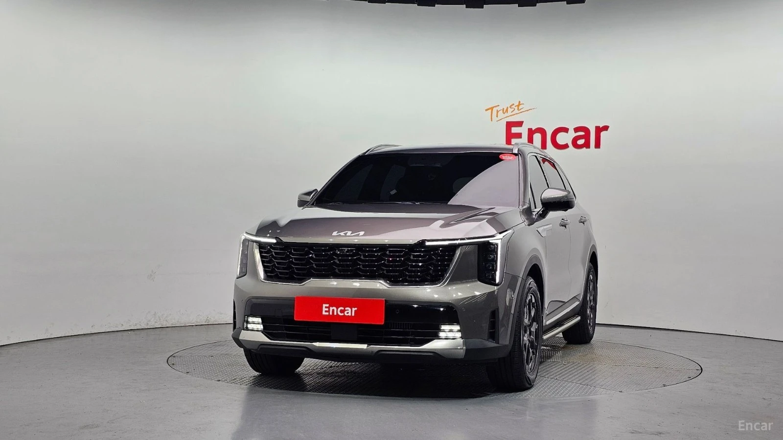 Kia Sorento HEV-1.6* SIGNATURE* 360CAMERA* BLIND-SPOT* , снимка 2 - Автомобили и джипове - 55642398
