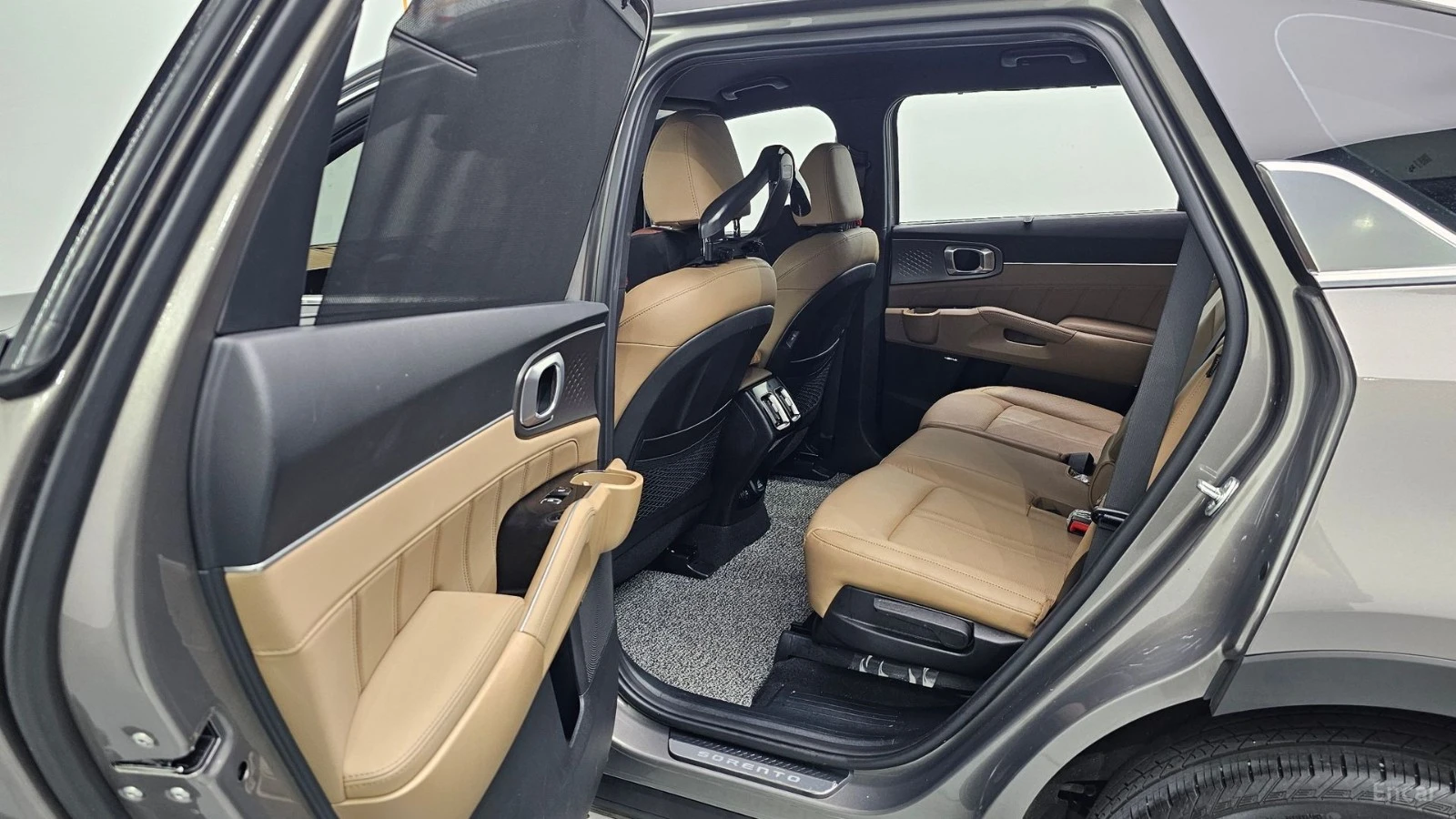 Kia Sorento HEV-1.6* SIGNATURE* 360CAMERA* BLIND-SPOT* , снимка 15 - Автомобили и джипове - 55642398