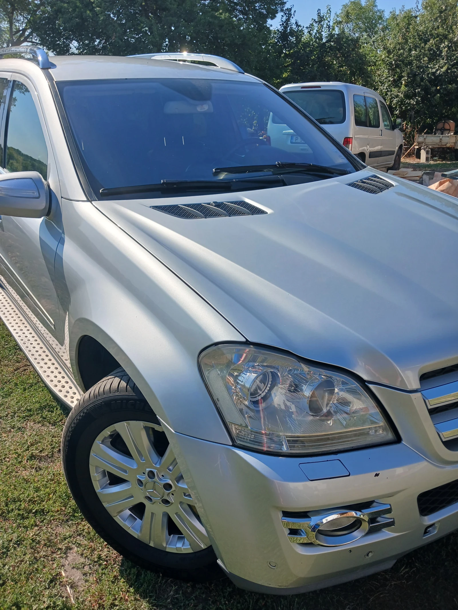 Mercedes-Benz GL 420 CDI, снимка 3 - Автомобили и джипове - 55696025