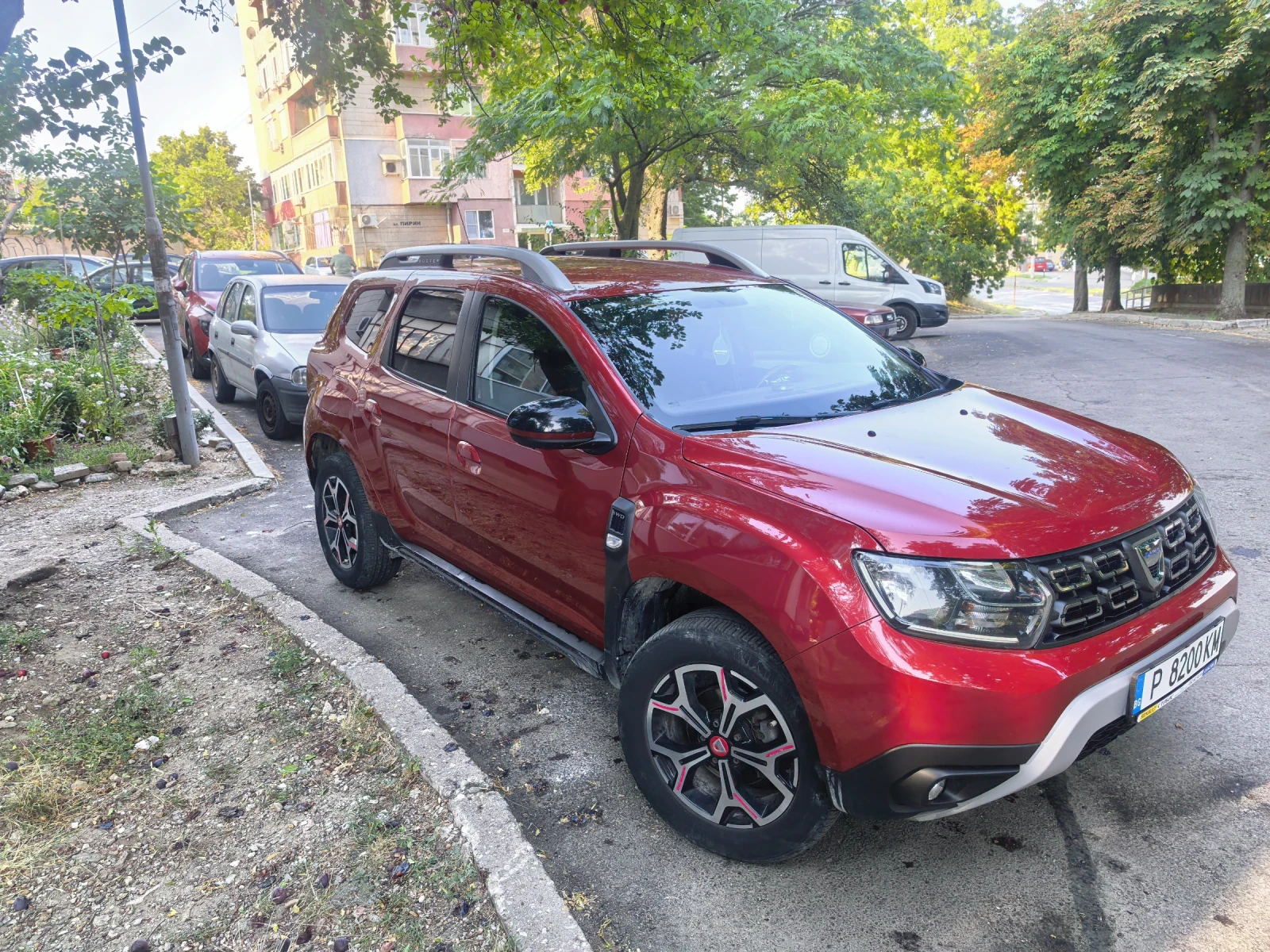 Dacia Duster, снимка 2 - Автомобили и джипове - 55717129