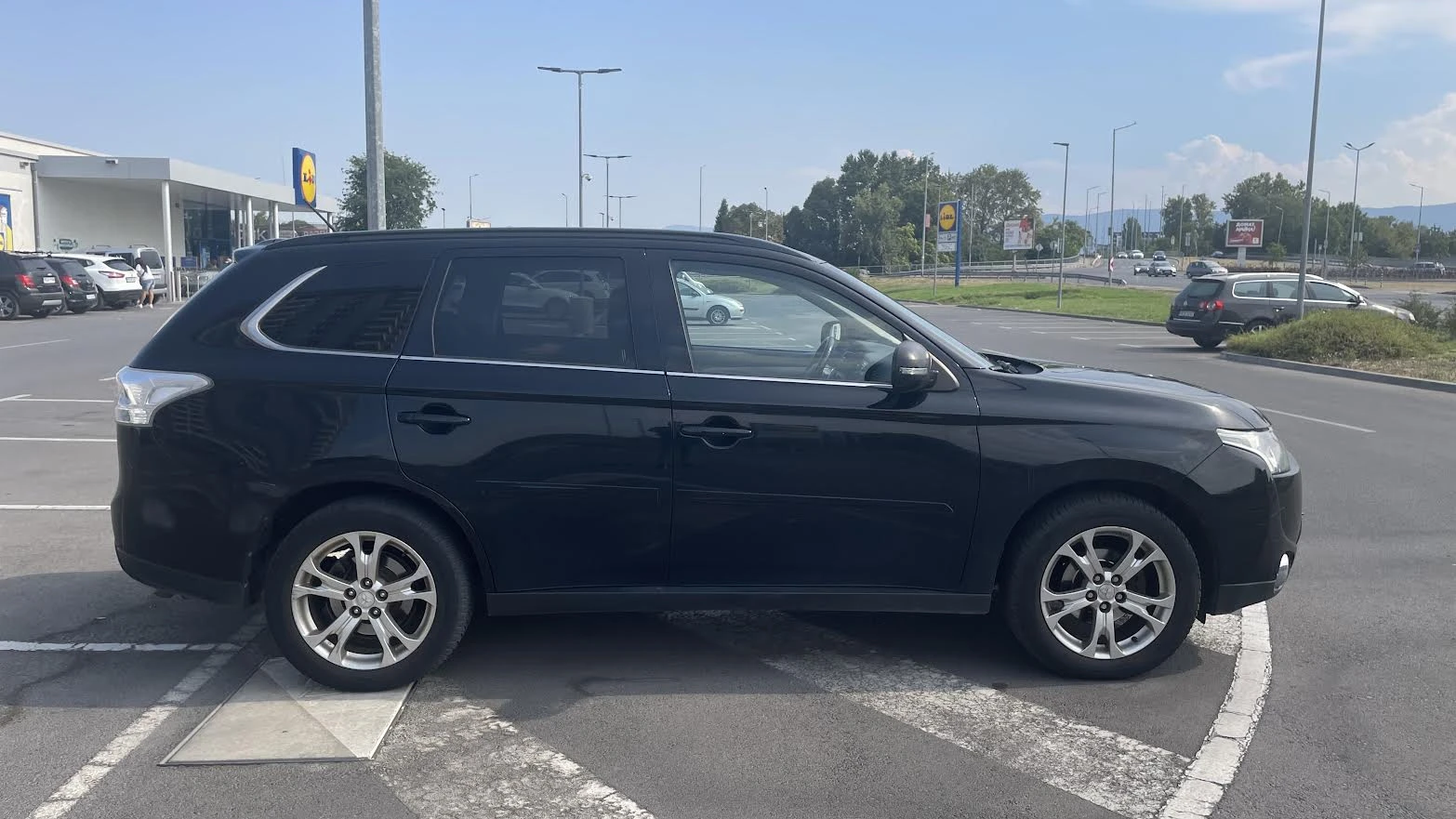 Mitsubishi Outlander 2.2d, 7 ������, 4�4 | Mobile.bg � ����������� 5