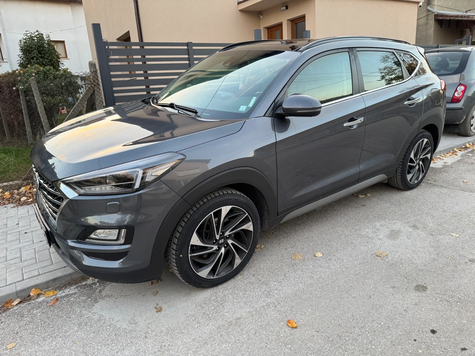 Hyundai Tucson, снимка 2 - Автомобили и джипове - 56741366