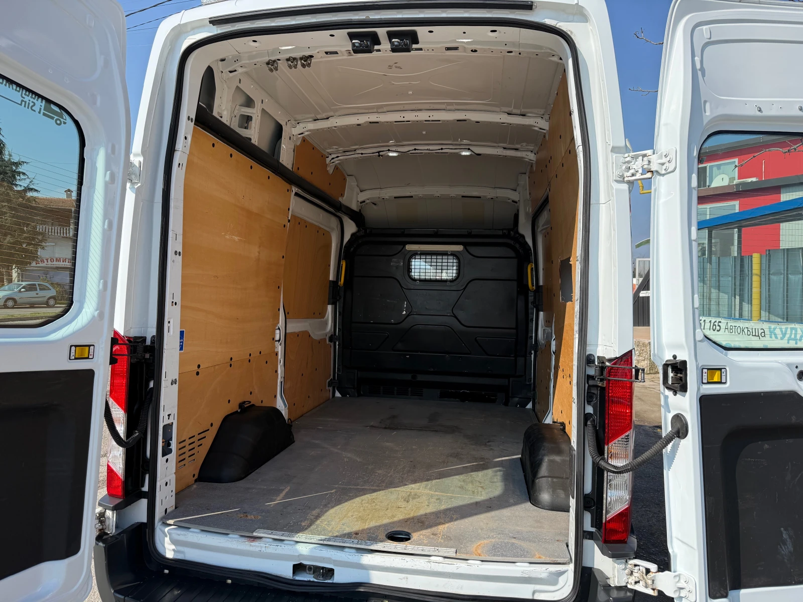 Ford Transit 2.0 TDCI 4X4 ЕВРО 6, снимка 16 - Бусове и автобуси - 53746544