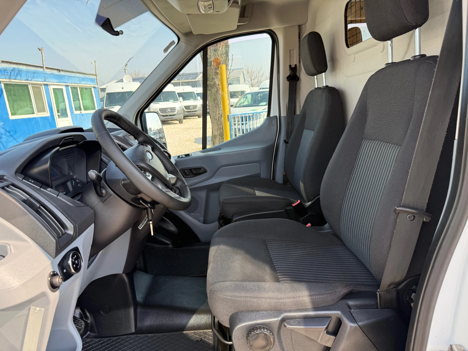 Ford Transit 2.0 TDCI 4X4 ЕВРО 6, снимка 9 - Бусове и автобуси - 53746544