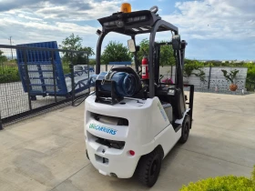 Мотокар Nissan газ + бензин / автомат / парно / като нов !, снимка 5