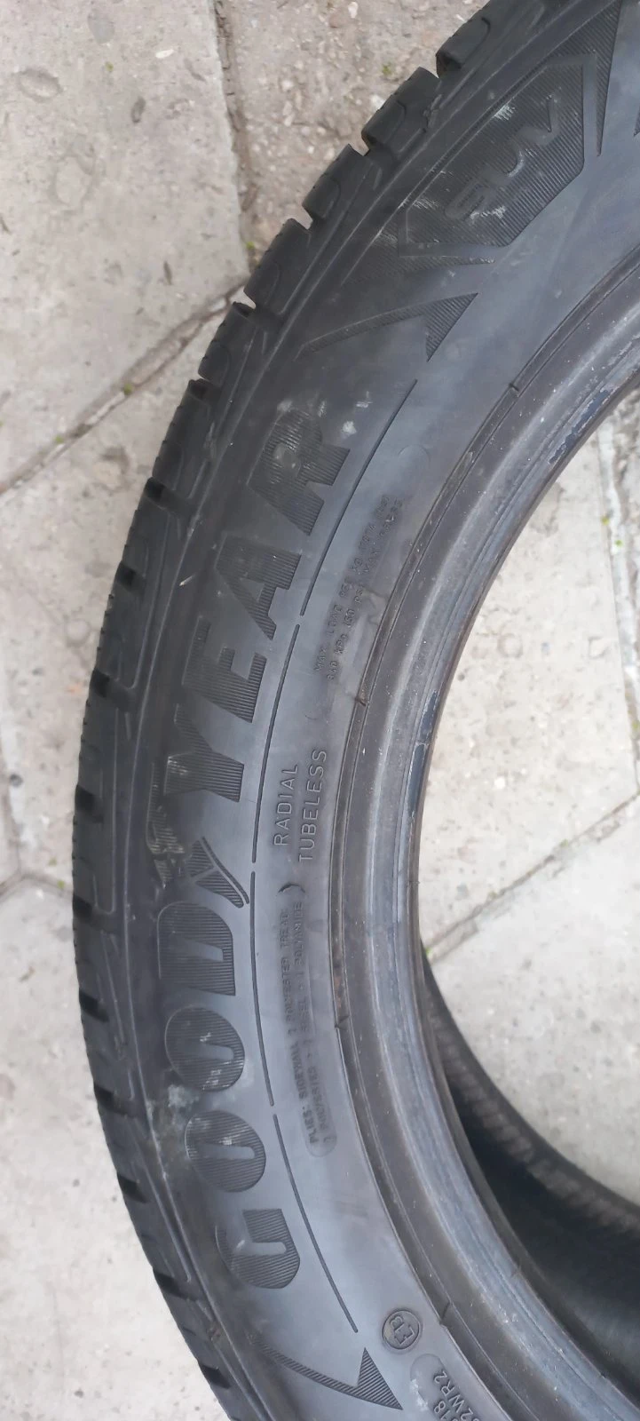 Гуми Зимни 225/55R18, снимка 9 - Гуми и джанти - 46969765