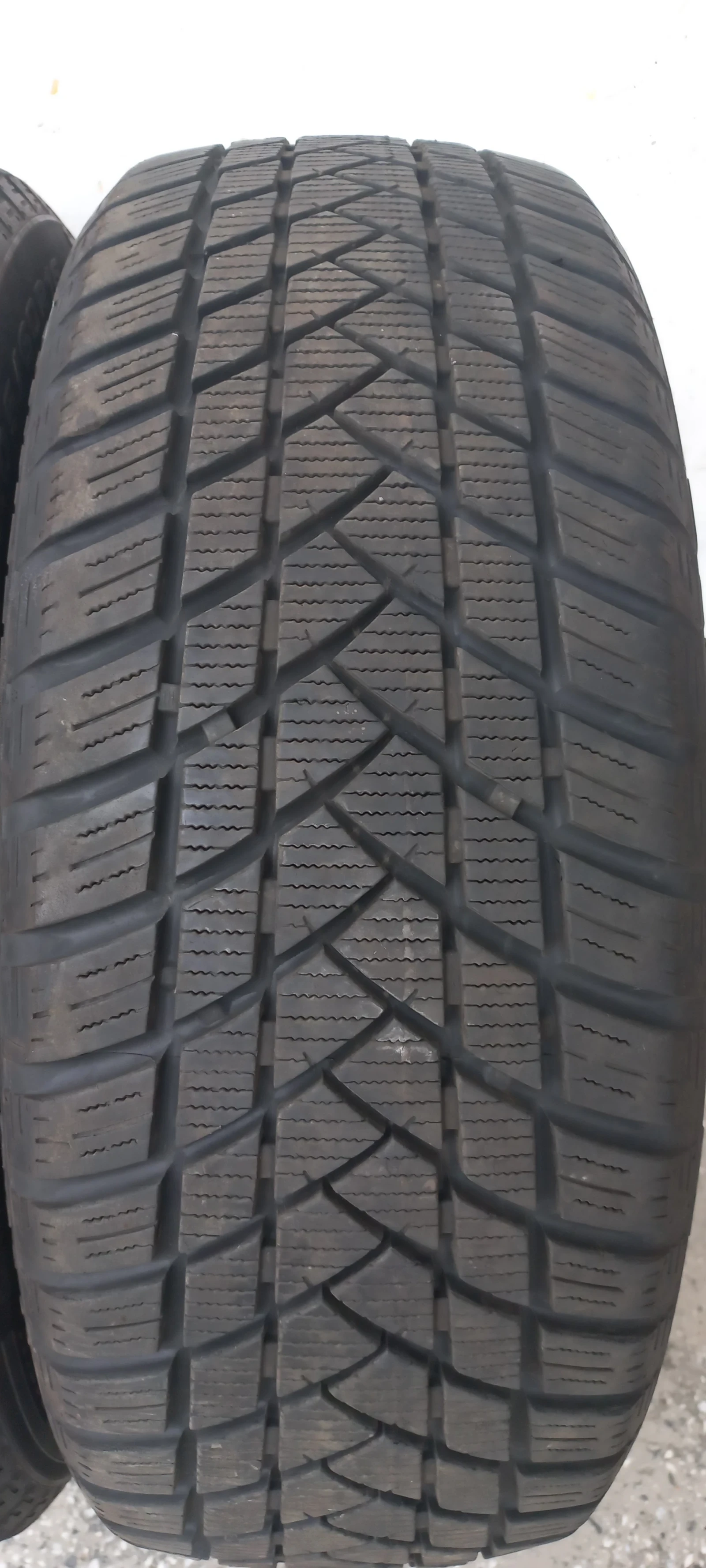 ���� 205/60R16 | Mobile.bg � ����������� 6