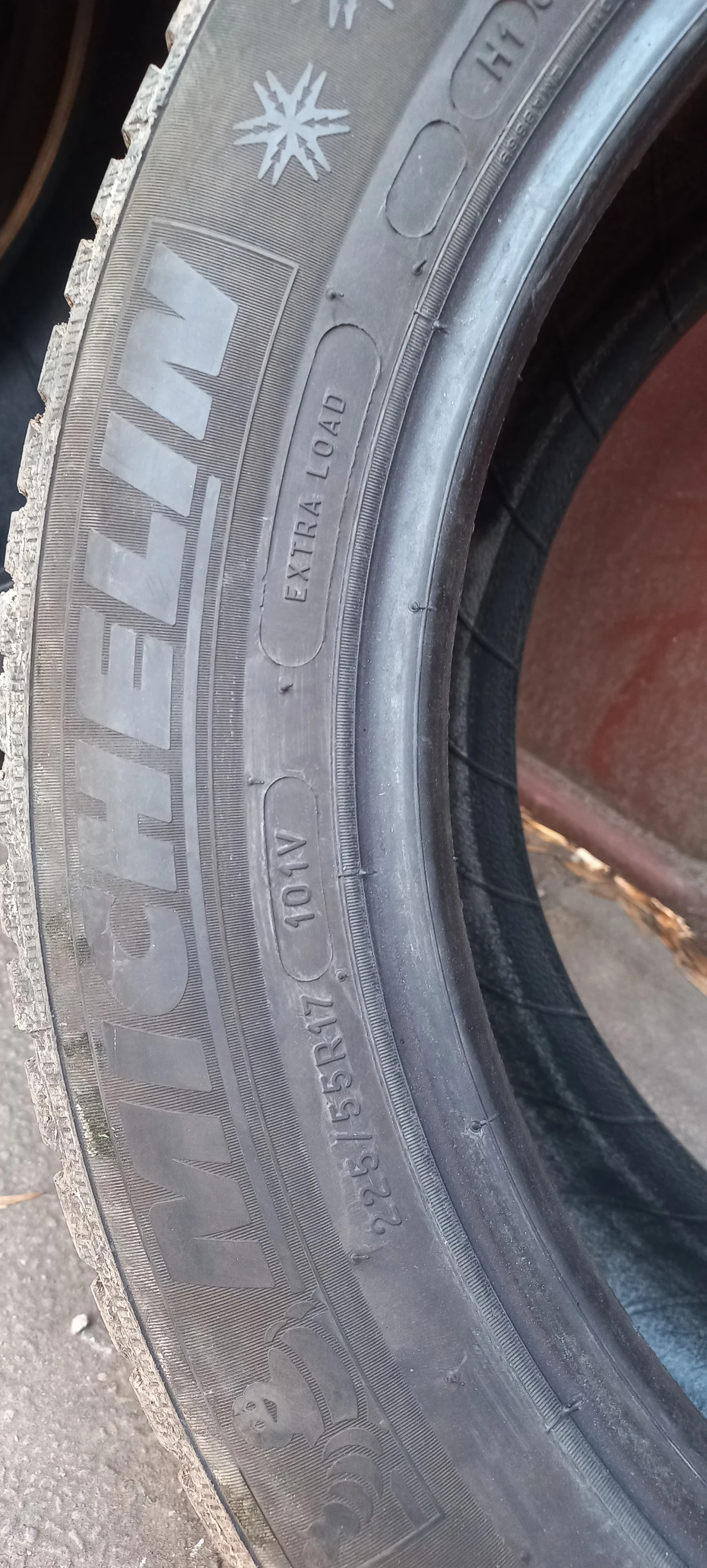 ���� 225/55R17 | Mobile.bg � ����������� 13