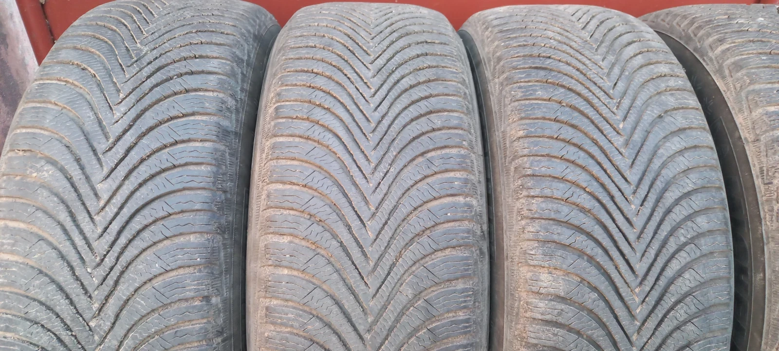 ���� 225/55R17 | Mobile.bg � ����������� 4