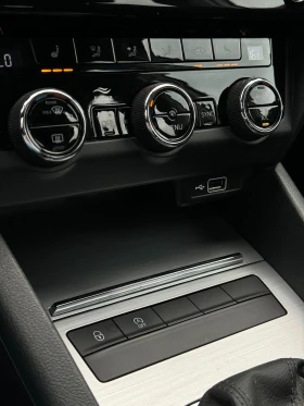 Skoda Octavia ГАРАНЦИЯ / 2.0 TDI / Автоматик / Лизинг, снимка 12