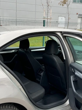Skoda Octavia ГАРАНЦИЯ / 2.0 TDI / Автоматик / Лизинг, снимка 14