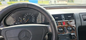 Mercedes-Benz C 180, снимка 13
