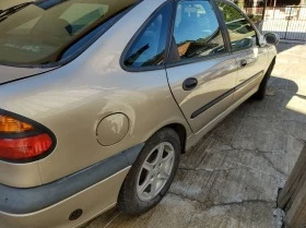 Renault Laguna, снимка 16