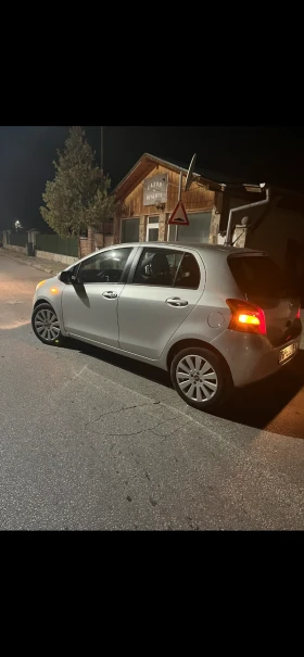Обява за продажба на Toyota Yaris ~7 399 лв. - изображение 2