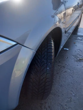 Renault Megane - 2000 € / 3911.66 лв. - 76043840 7