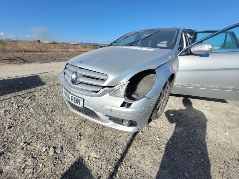 Mercedes-Benz R 500 R 500 4 matic, снимка 15 - Автомобили и джипове - 47352985