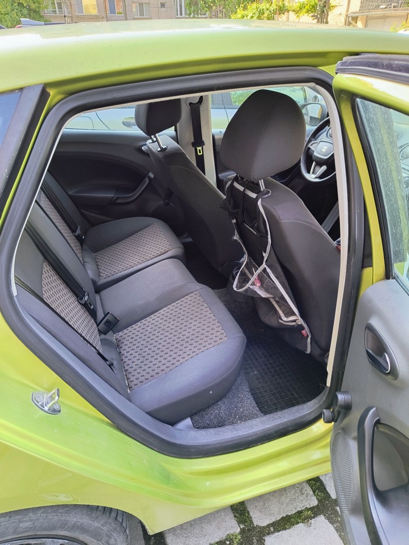 Seat Ibiza 1.4Газ/Бензин, снимка 5 - Автомобили и джипове - 45915495