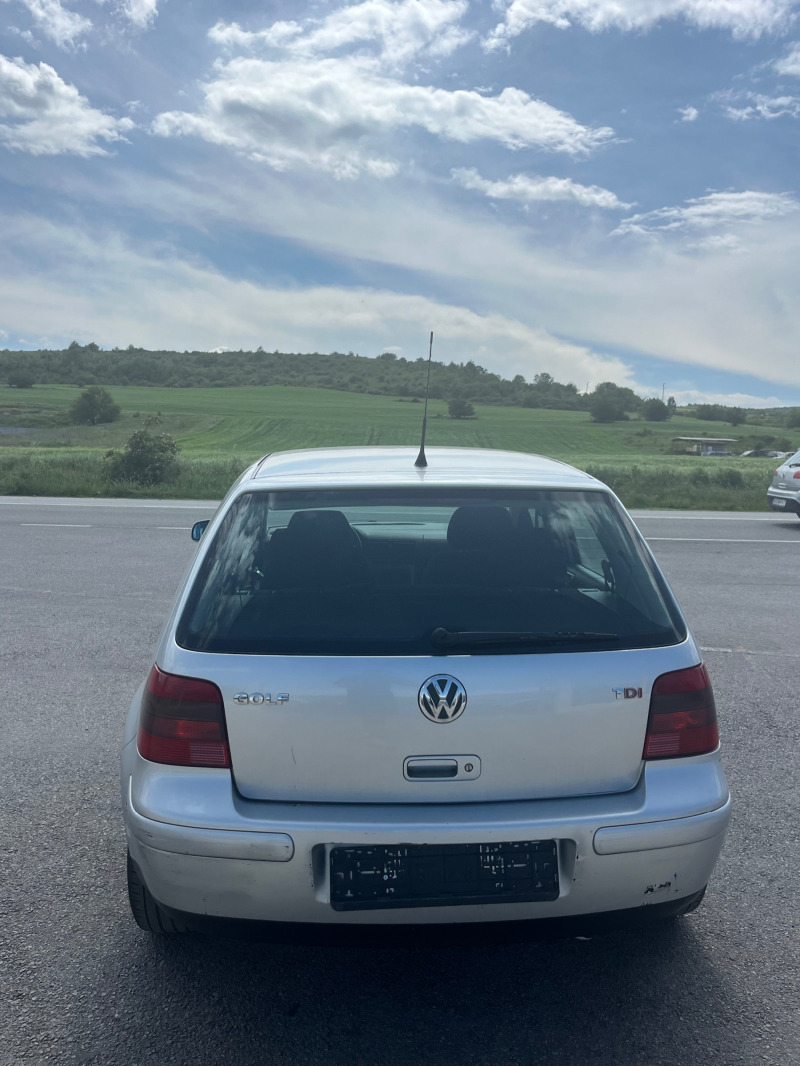 VW Golf 1, 9/131 kc, снимка 4 - Автомобили и джипове - 46356118