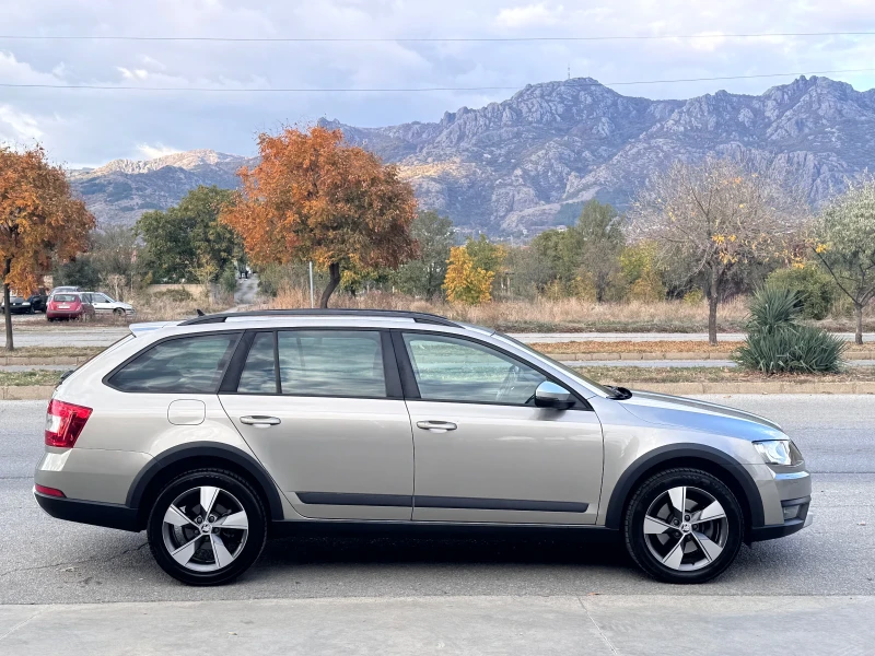 Skoda Octavia SCOUT 2.0TDI 184ps DSG * 138хил.км, снимка 5 - Автомобили и джипове - 47618410