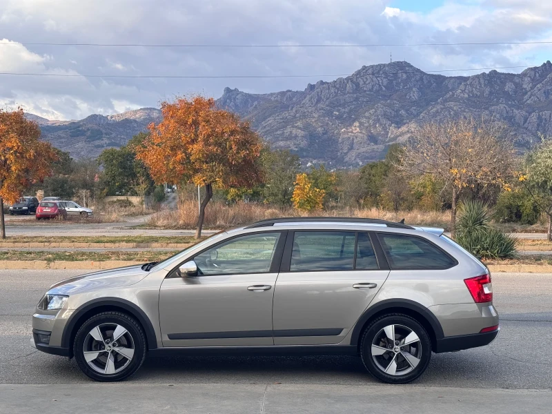 Skoda Octavia SCOUT 2.0TDI 184ps DSG * 138хил.км, снимка 2 - Автомобили и джипове - 47618410