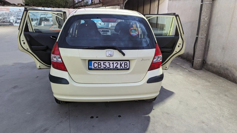 Honda Jazz, снимка 3 - Автомобили и джипове - 48660664