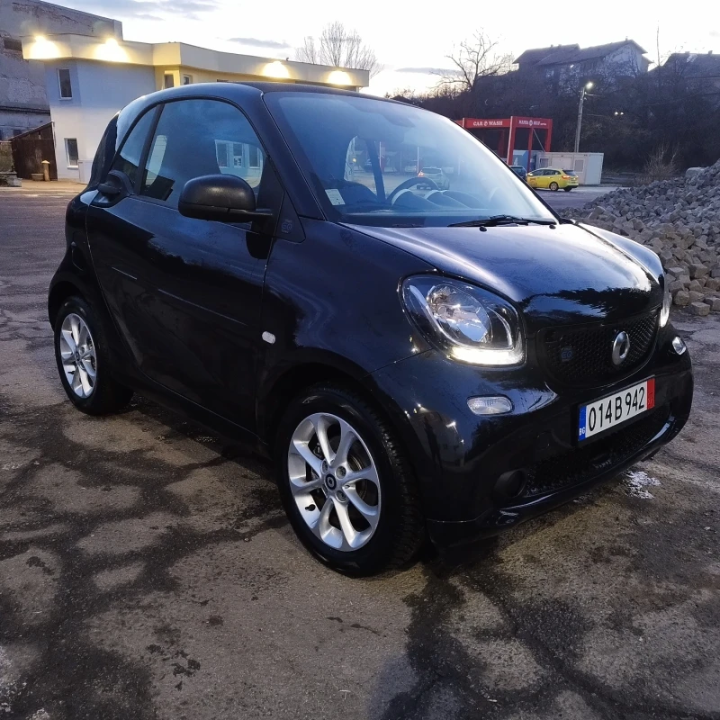 Smart Fortwo ТОП Състояние, Визия и ЦЕНА!!!!, снимка 2 - Автомобили и джипове - 49131685