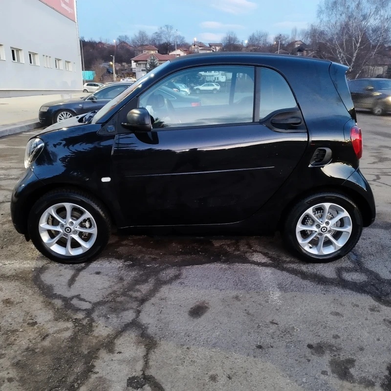 Smart Fortwo ТОП Състояние, Визия и ЦЕНА!!!!, снимка 15 - Автомобили и джипове - 49131685