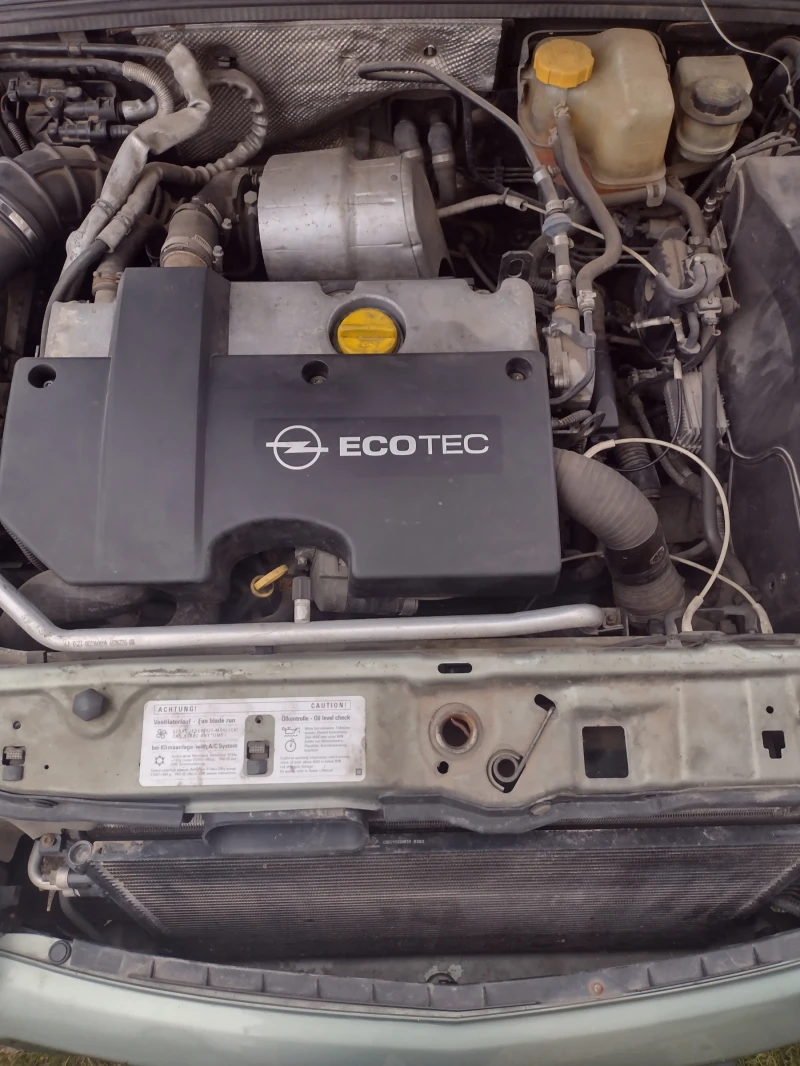 Opel Signum 2.2 cdti, снимка 12 - Автомобили и джипове - 52637390