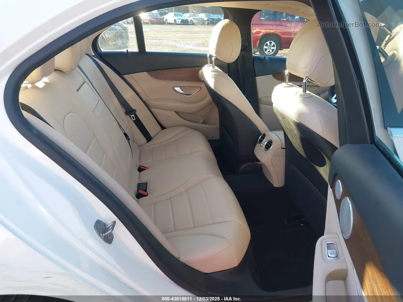 Mercedes-Benz C 300 FACE * BURMESTER* 4MATIC* Пано* Цена до БГ, снимка 8 - Автомобили и джипове - 53119269