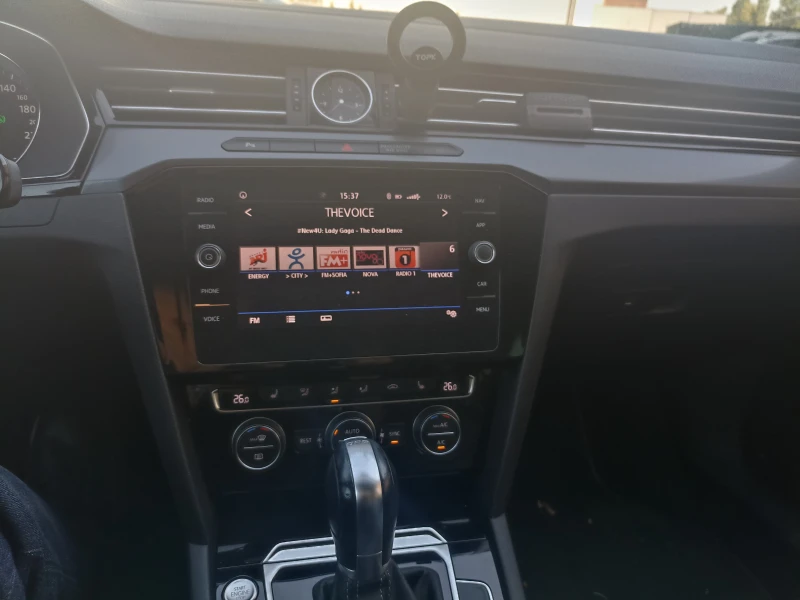 VW Passat R-Line Interior | Business Premium, снимка 14 - Автомобили и джипове - 53294830