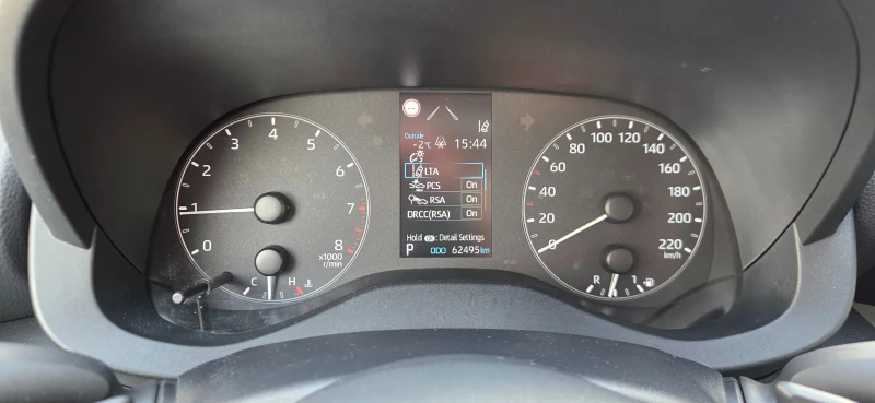 Toyota Yaris АВТОМАТИК ГАРАНЦИЯ 05.2031г., снимка 12 - Автомобили и джипове - 53355722