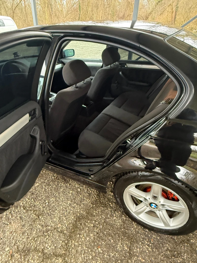 BMW 320, снимка 8 - Автомобили и джипове - 53469396