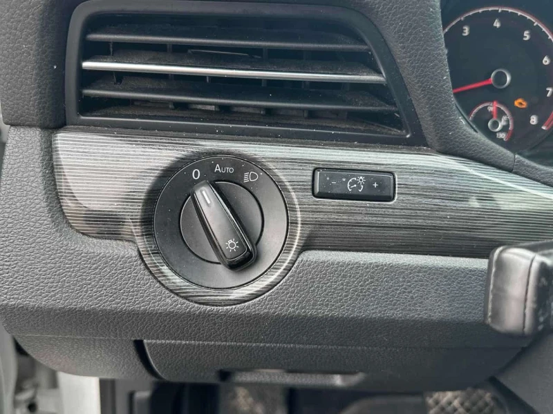 VW Passat * Highline * 2 КЛЮЧА* PANO* KEYLESS* ПОДГРЕВ* , снимка 11 - Автомобили и джипове - 53595343