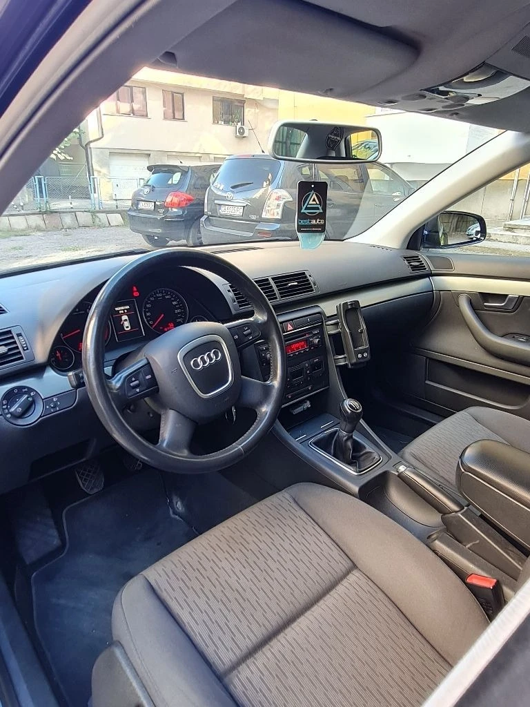 Audi A4 газов инжекцион , снимка 8 - Автомобили и джипове - 45955506