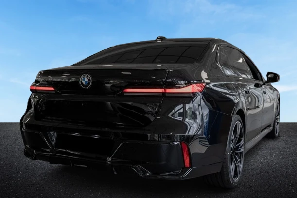 BMW 740 d xDrive = M-Sport Pro= Shadow Line Гаранция - изображение 3