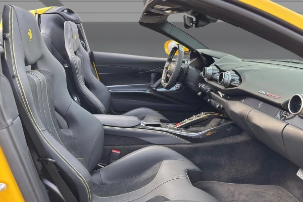 Ferrari 812 GTS = Carbon = Brembo Carbon Ceramic Brakes Гаранция, снимка 14 - Автомобили и джипове - 52883874