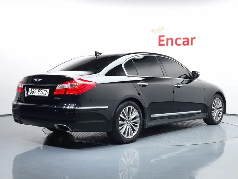 Hyundai Genesis 3.3, снимка 2 - Автомобили и джипове - 54618090