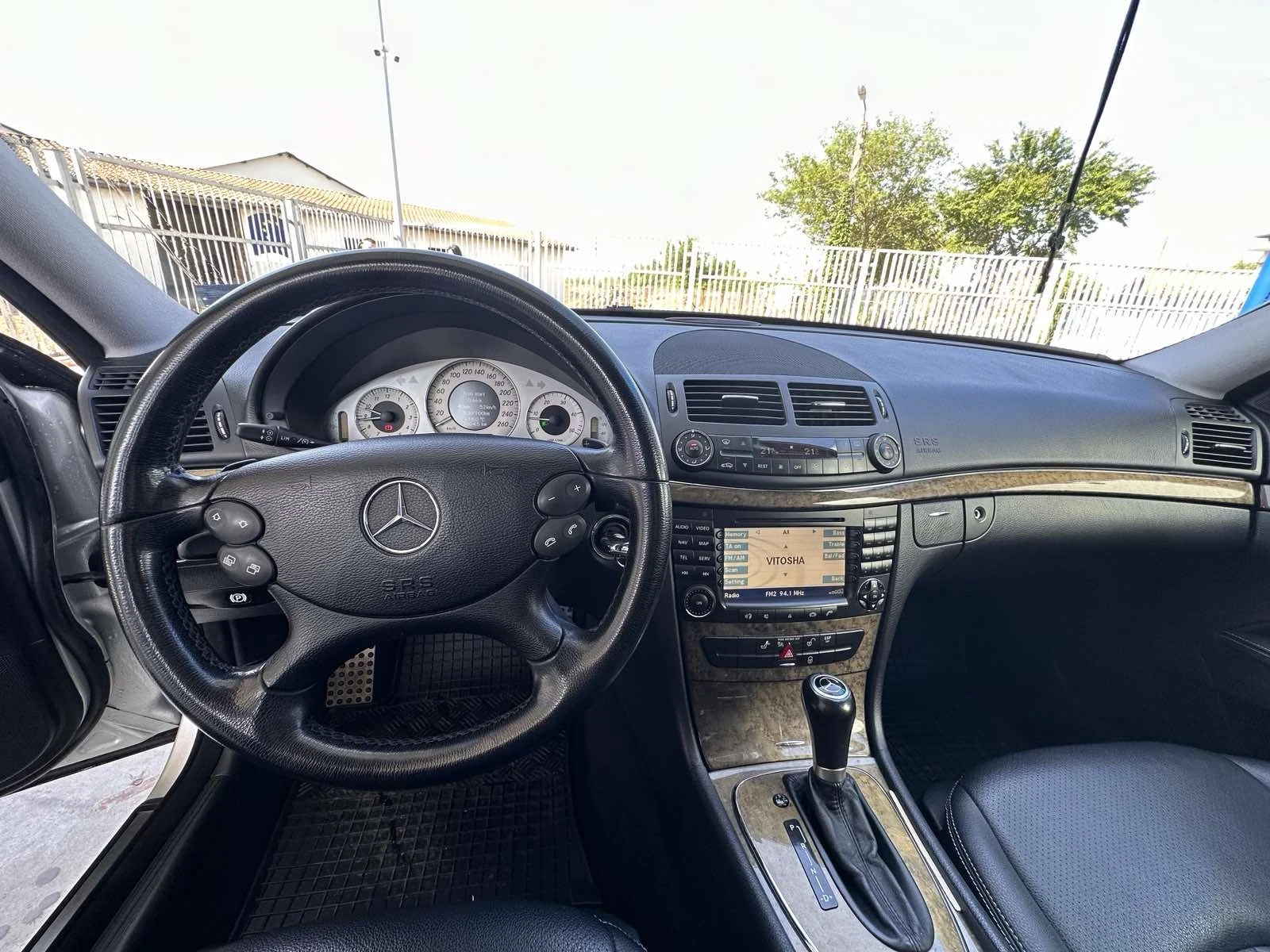 Mercedes-Benz E 320 Е320, снимка 1