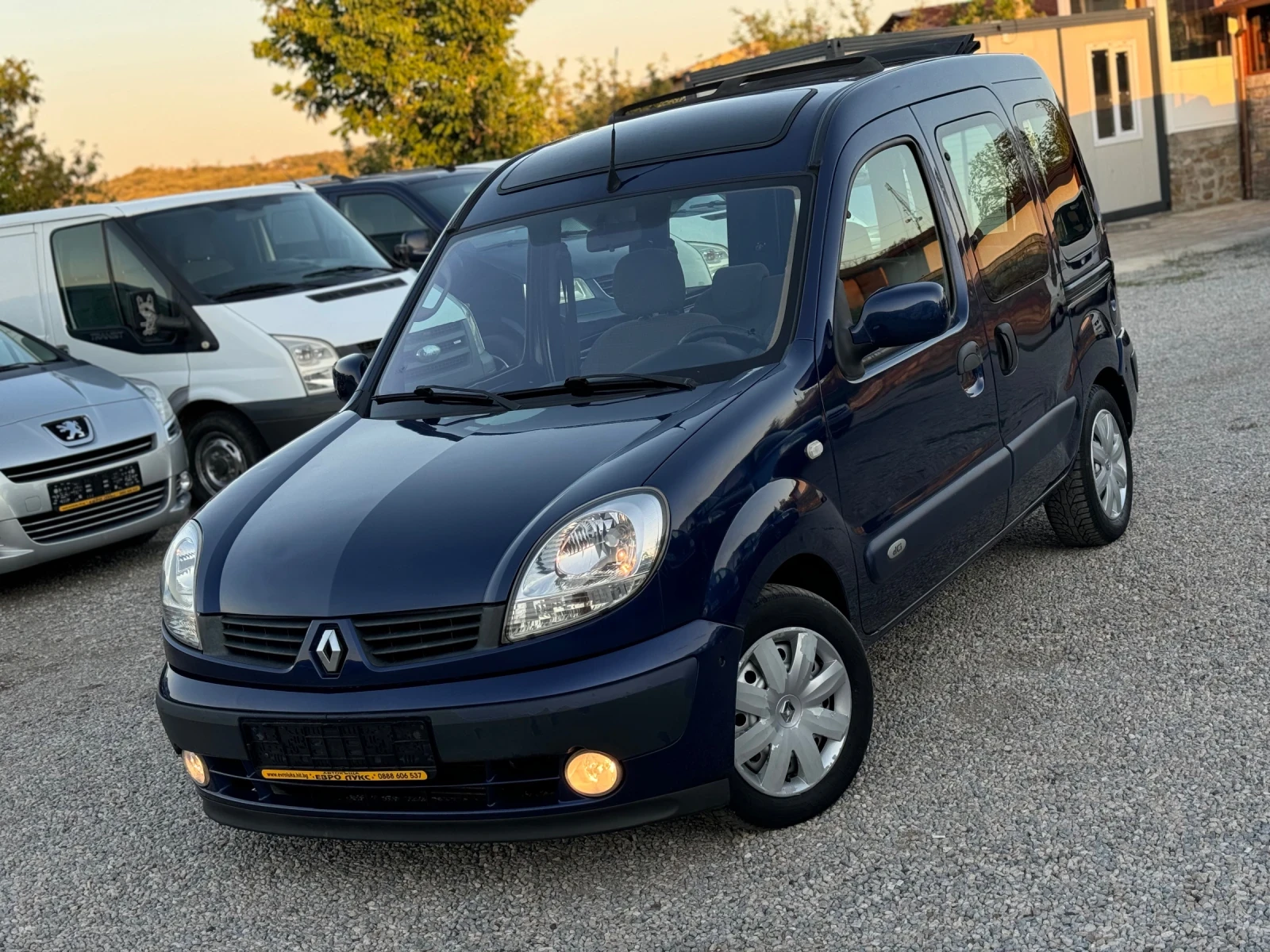 Renault Kangoo 1.5DCI 85кс КЛИМАТИК  - изображение 3