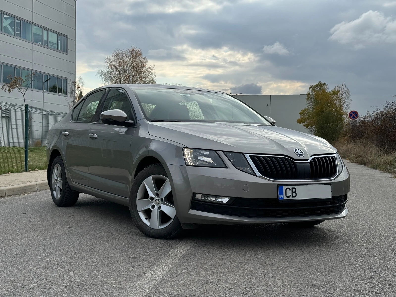 Skoda Octavia 2.0 TDI / Автоматик / Лизинг - изображение 3