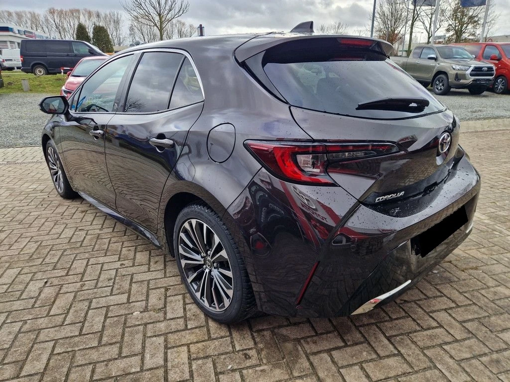 Toyota Corolla 2.0 HYBRID* TEAM D* LED* DISTR* CARPLAY* CAMERA*  - изображение 2