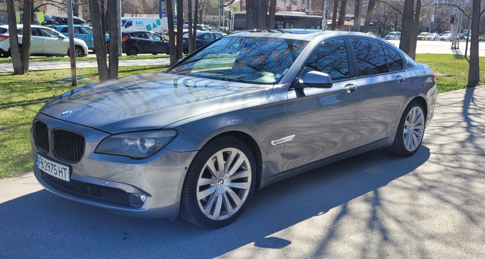 BMW 730  - изображение 2