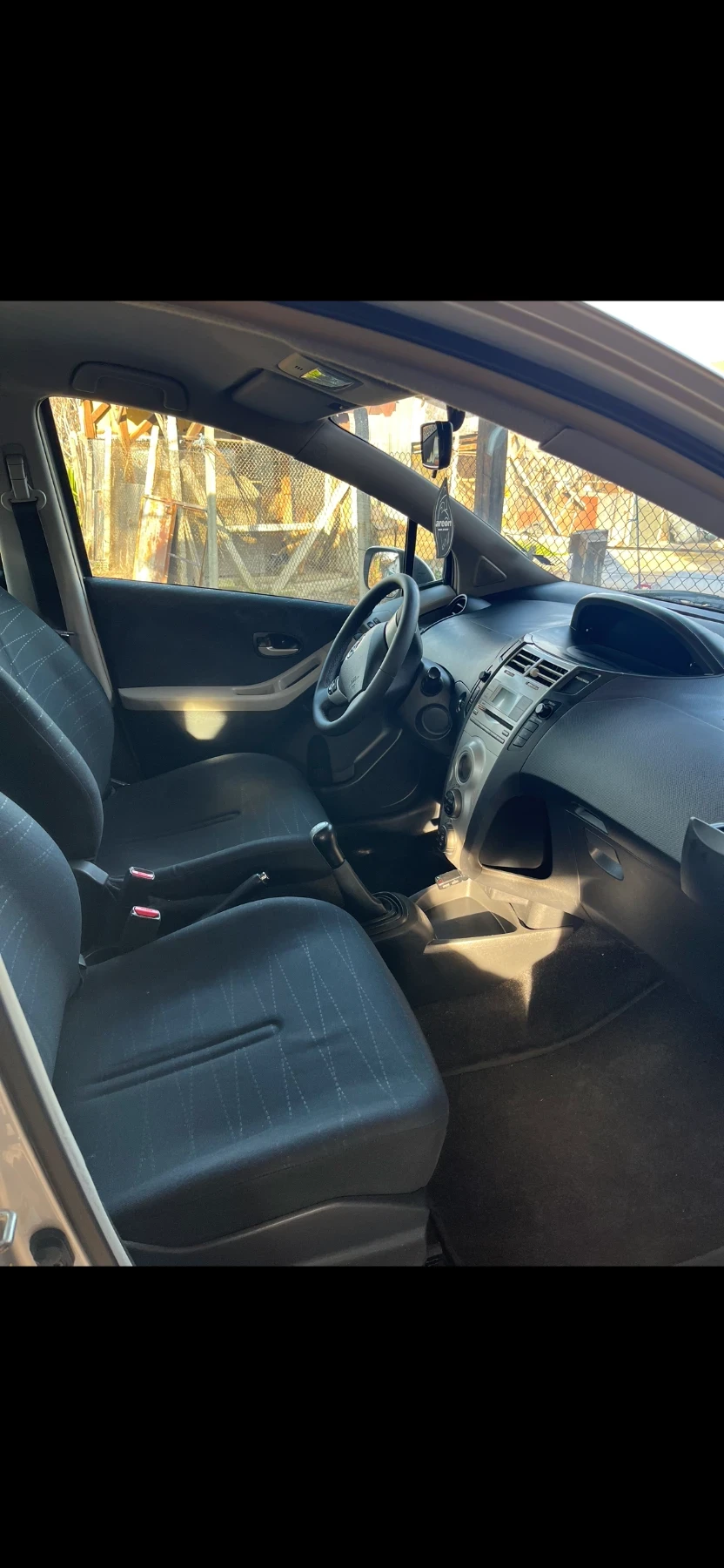Toyota Yaris  - изображение 7