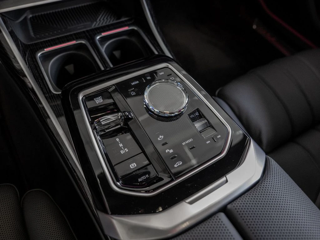 BMW 740 d xDrive = M-Sport Pro= Shadow Line Гаранция - изображение 9