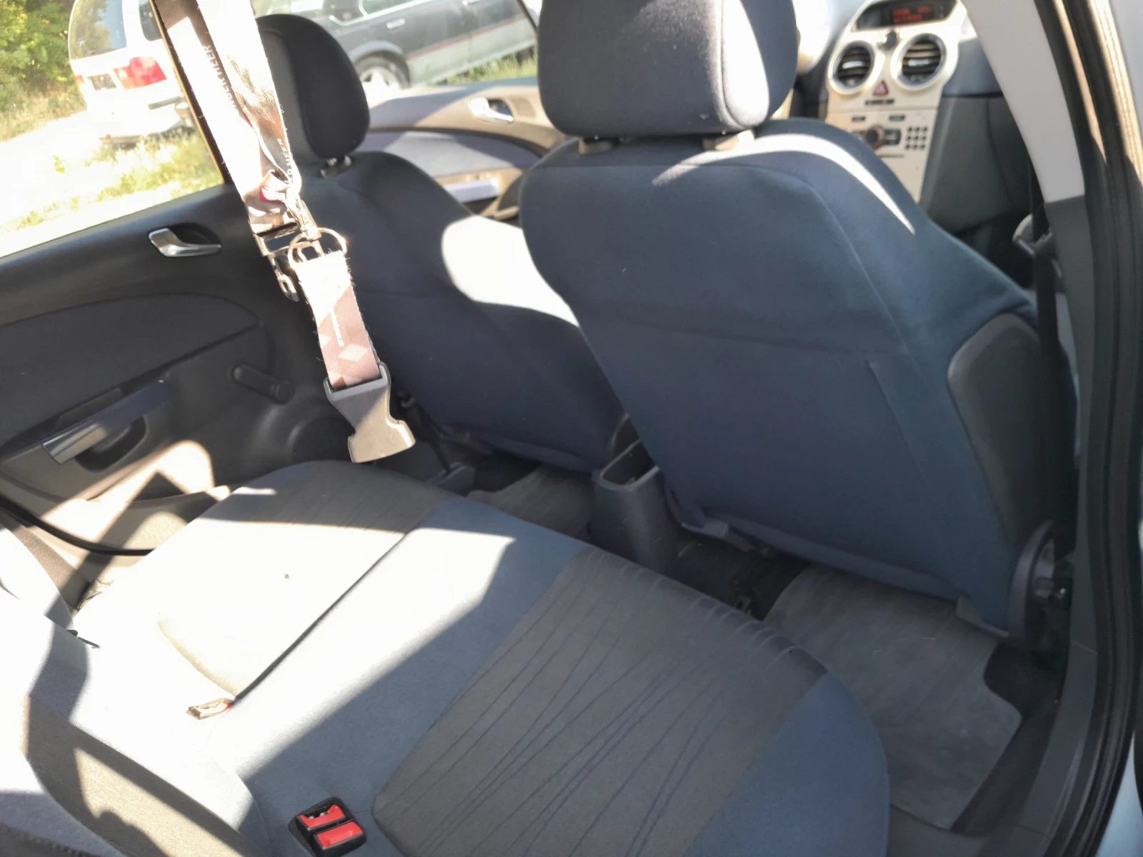 Opel Corsa  - изображение 8