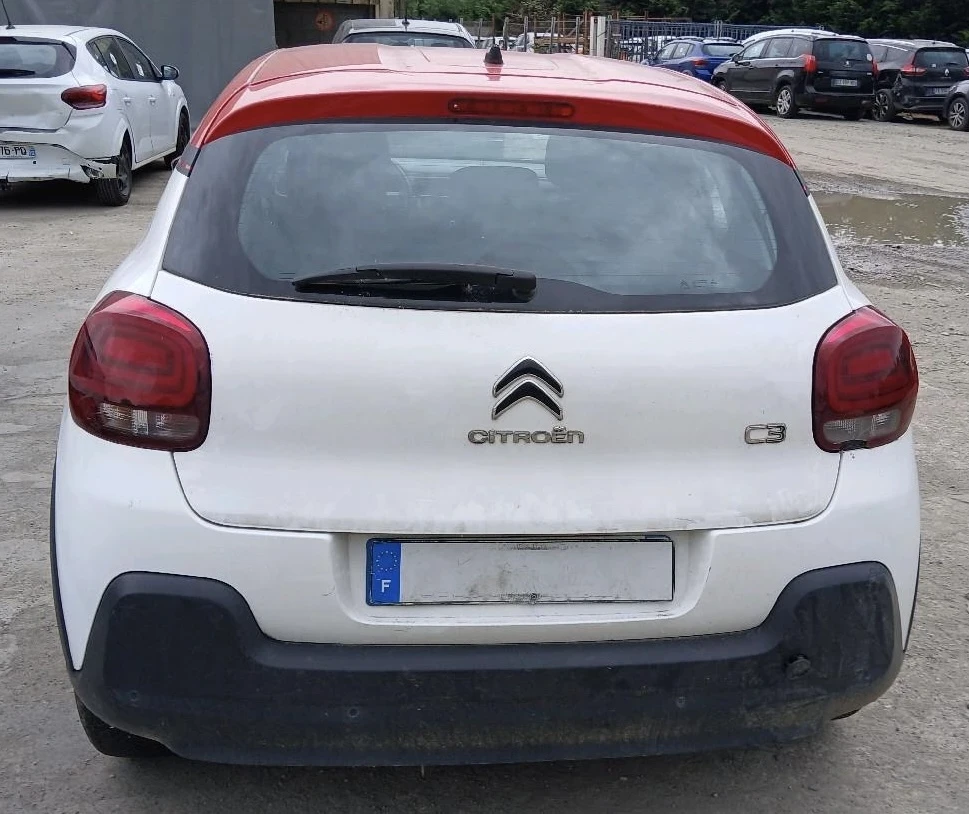 Citroen C3 1.2i AUTOMATIC EURO6 - изображение 8