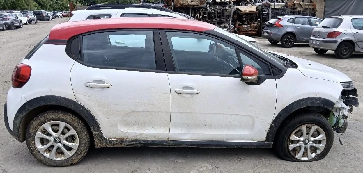 Citroen C3 1.2i AUTOMATIC EURO6 - изображение 6