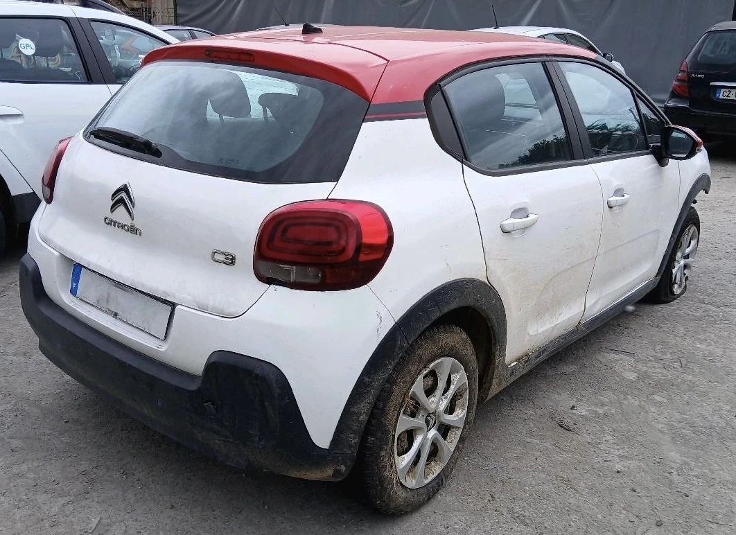 Citroen C3 1.2i AUTOMATIC EURO6 - изображение 7